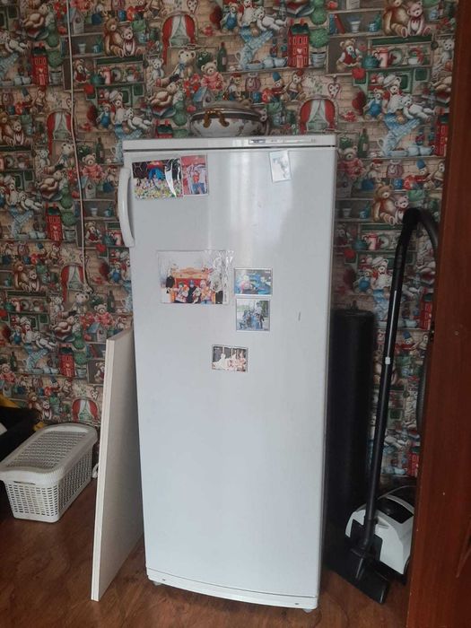 Морозильник вертикальный Атланта