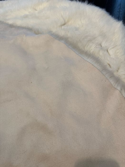 Vand covor blana alba