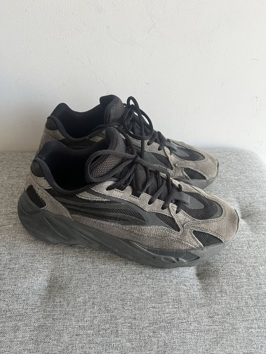Vand Yeezy 700 Gri