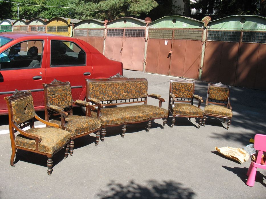 Mobilier antic- set de mobilier