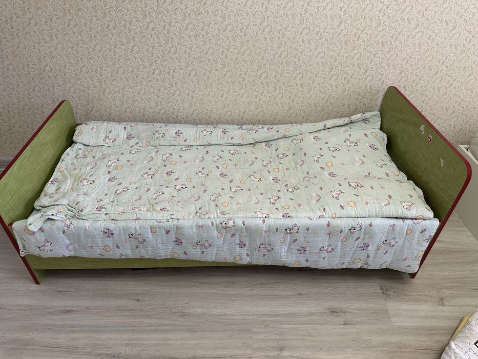 Кровать детский.