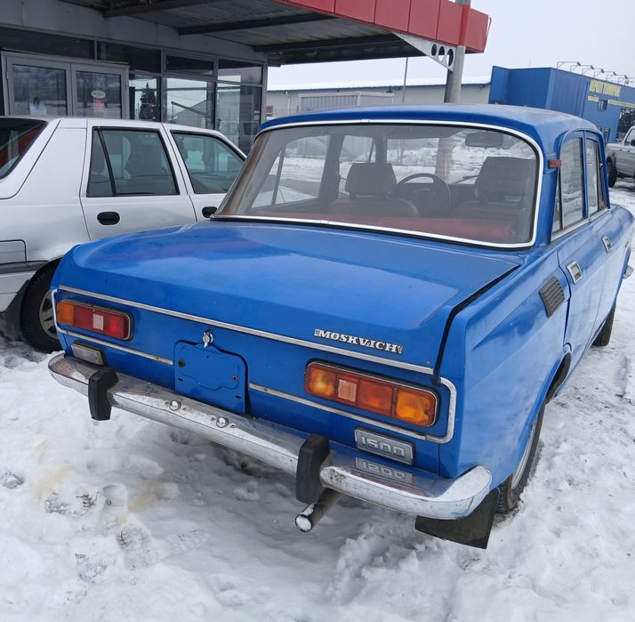 Automobil Moskwich 1500