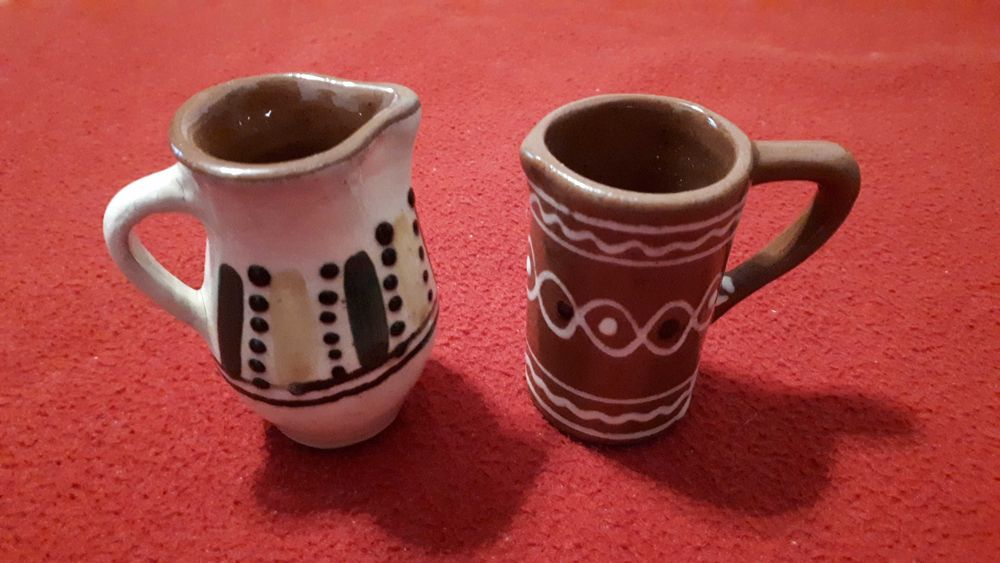 Vase ceramice miniatura, vintage, de colectie