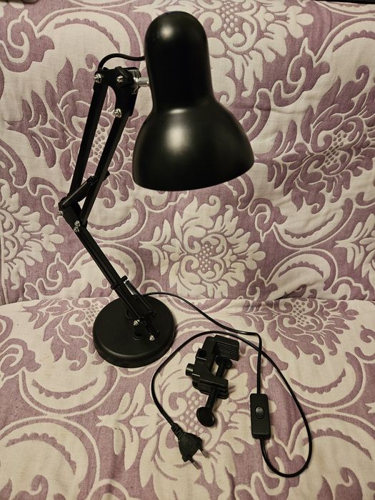 Лампа настольная рабочия