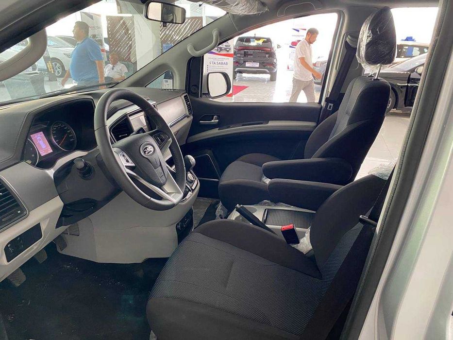 jac minibus  m4 2026 y