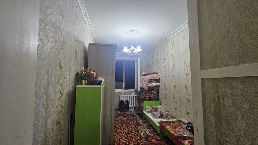 Продается 2/4/4 на мв.Феруза