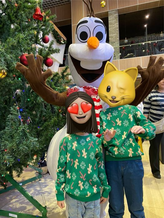 Продам новогдние детские кофты!