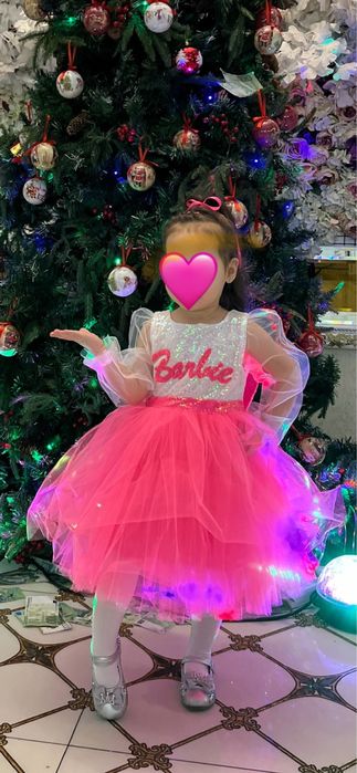 Яркое нарядное платье на любое мероприятие