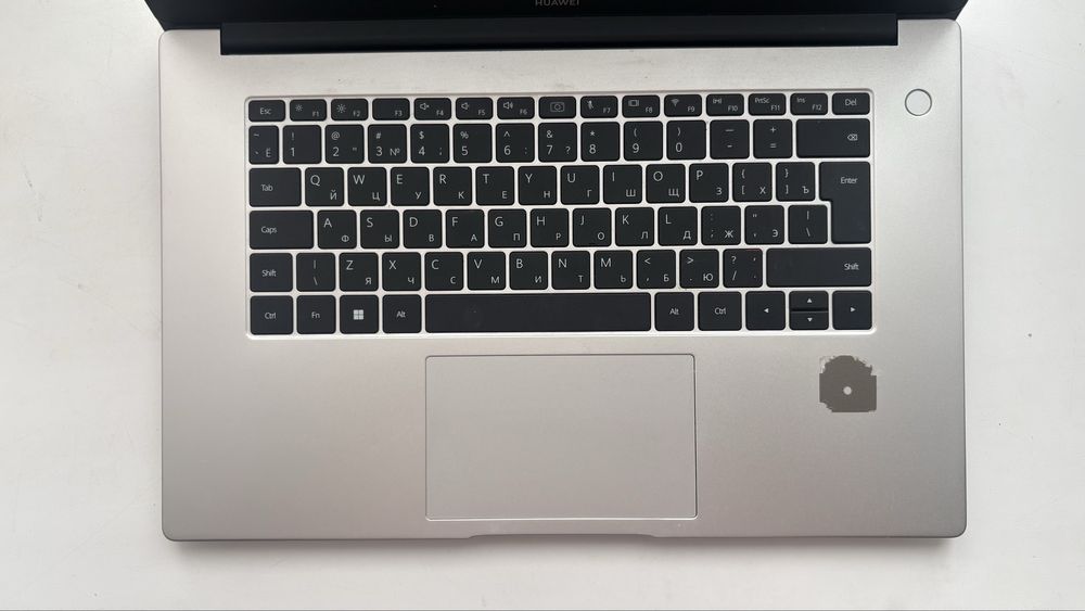 ноутбук huawei D15 8gb срочно