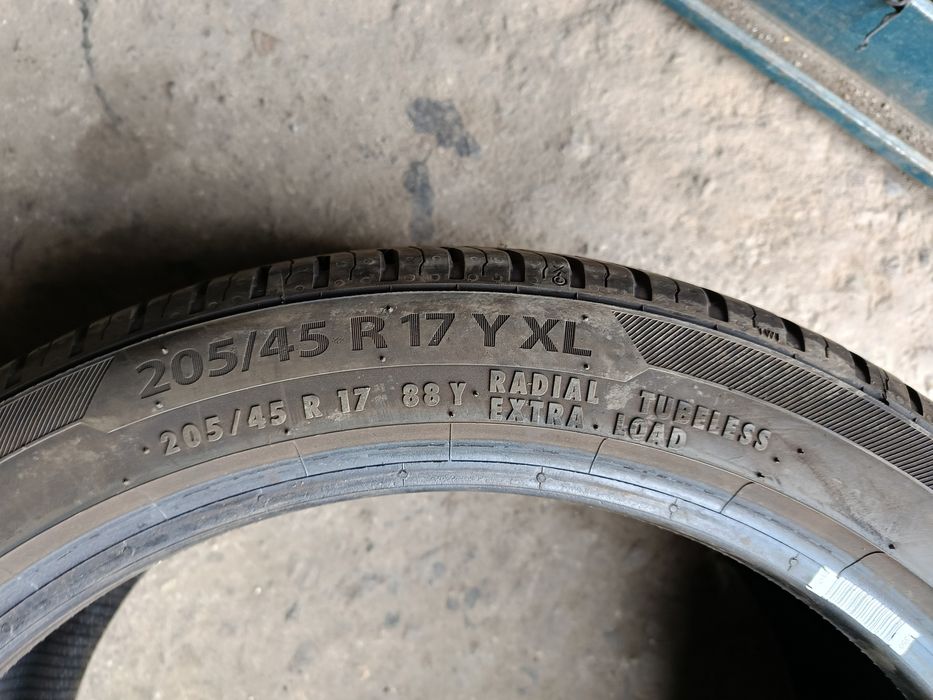 Летни гуми -17цола -205/45-1бр.-100лв."BARUM"-като нови