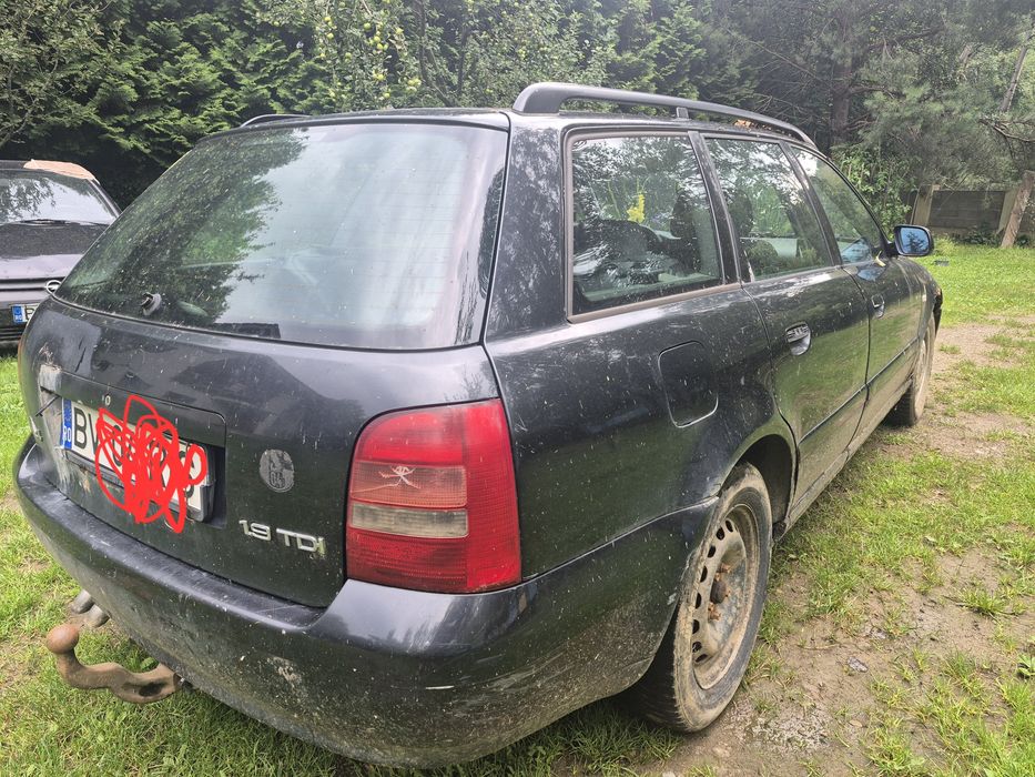 Audi A4 1999, motor AHH