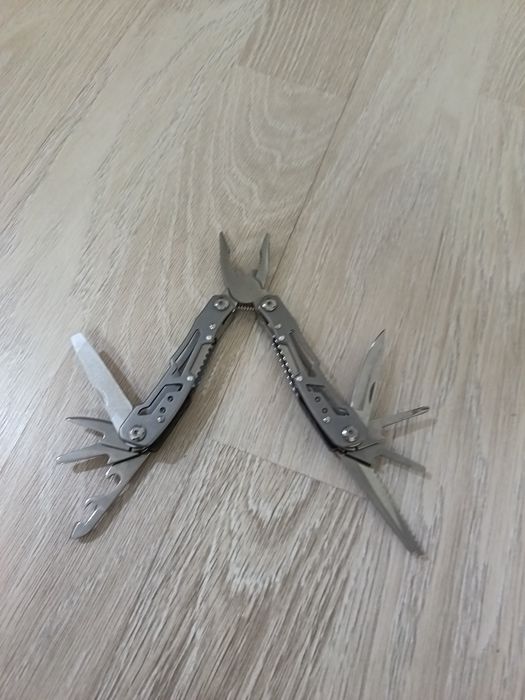 Мультитул новый.