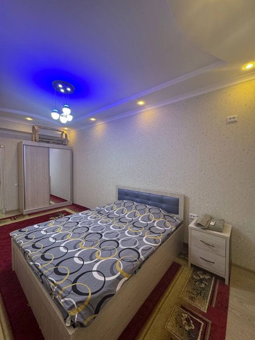 Сдаётся 3х ком квартира на 4 этаже с лифтом, ор:Мечеть Файзиобод,