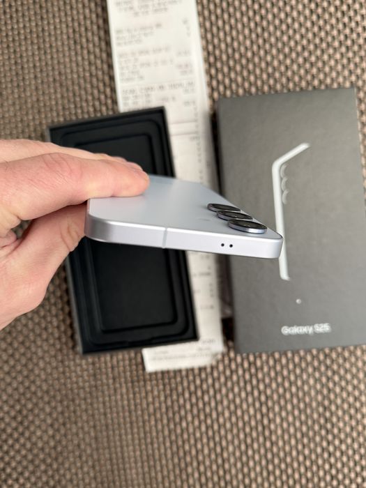 НОВ*41лв/м SAMSUNG GALAXY S25 / Icyblue / 12/256GB