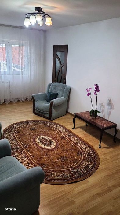 Apartament 2 camere, decomandat, foarte spaţios, mobilat, Unirii Nord