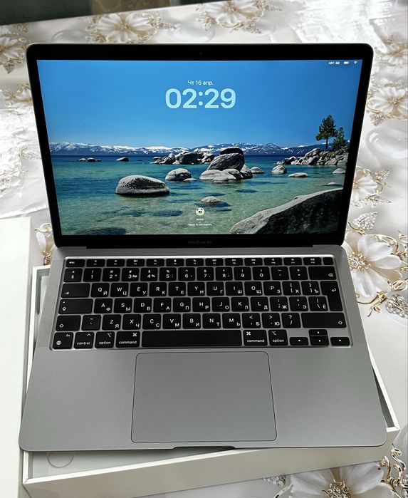 Macbook Air 13 M1 + Magic mouse 2