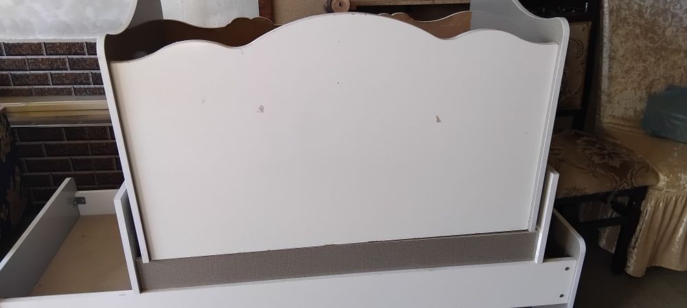 Детский кровать сотилади