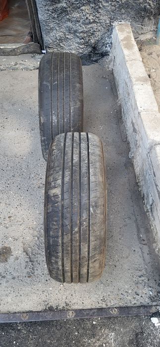 Шины лето пара 215/55/17