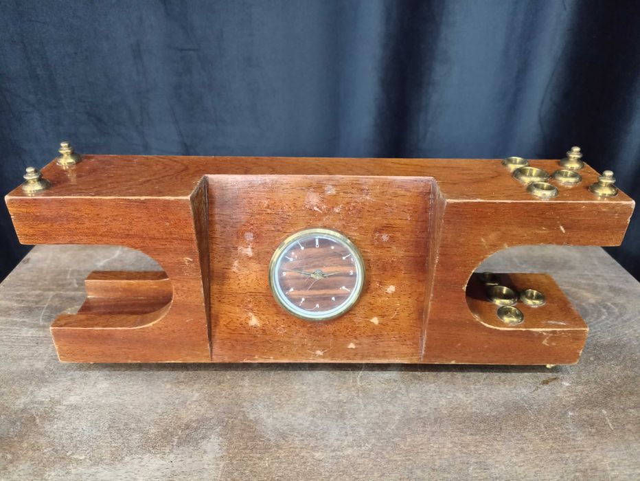 Ceas de birou romanesc (probabil unicat)