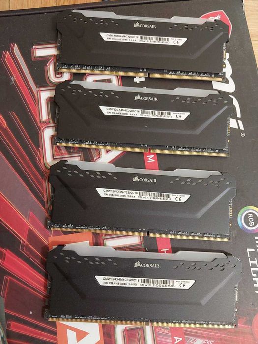 16GB DDR4 3200Mhz CL16 - RAM памет