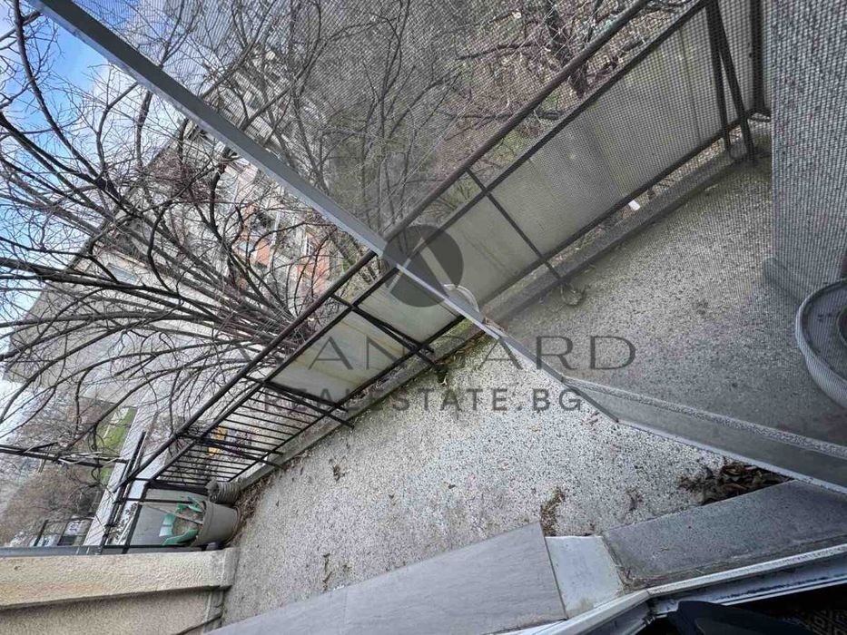 Продава се Тристаен апартамент в Пловдив, Кючук Париж - 85 кв.м за 720 €/кв.м - Снимка #11