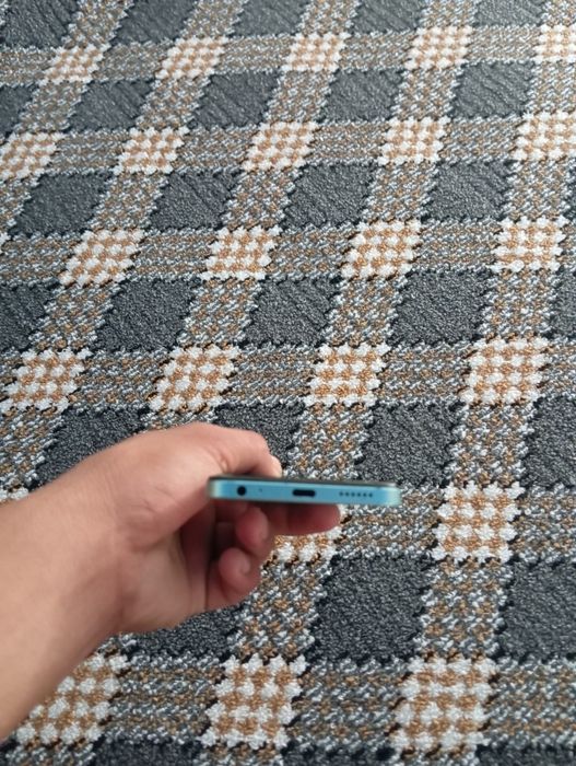 telefon sotiladi srochna Infinix smart 8