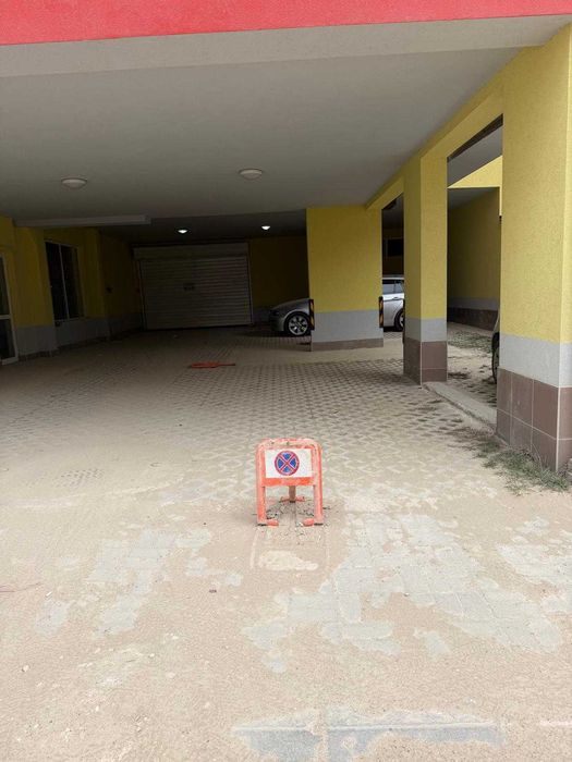 Паркомясто под наем в Левски до Терапията