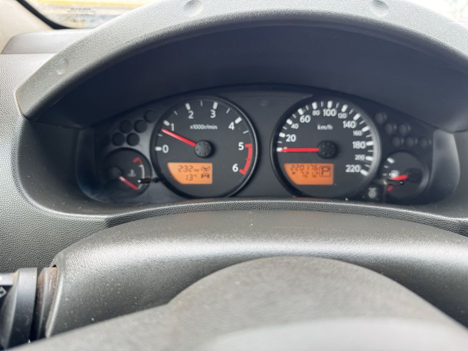 Nissan Navara automat