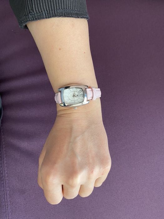 Дамски часовник Beverly Hills Polo Club с допълнителни кожени верижки