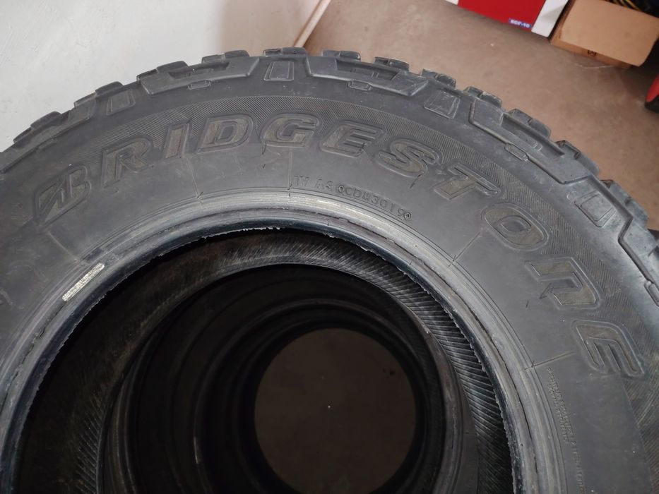 МТ шины 245/75 R16.