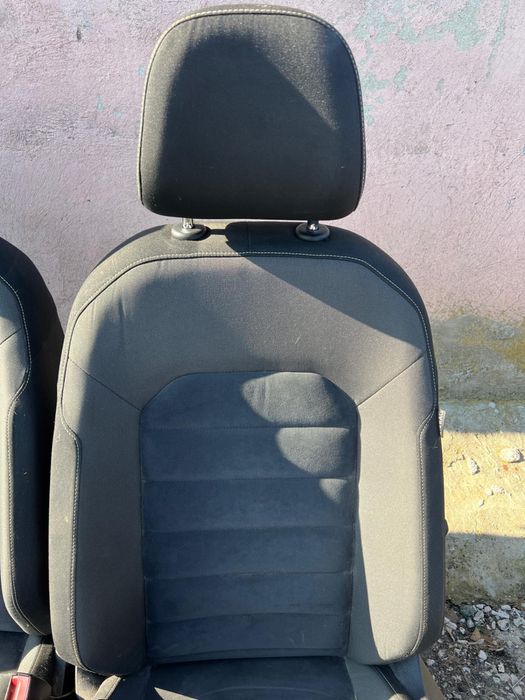 Салон от VW Golf 7 хечбег обикновен плат подгрев алкантар  ном 106