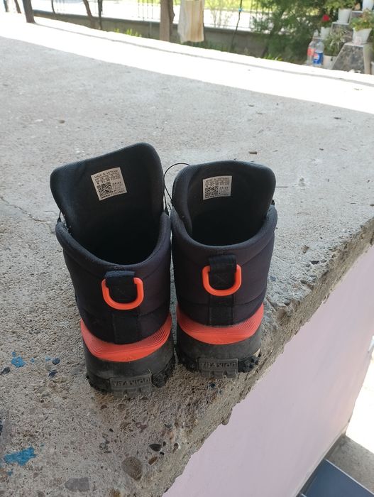 Маратонки Адидас