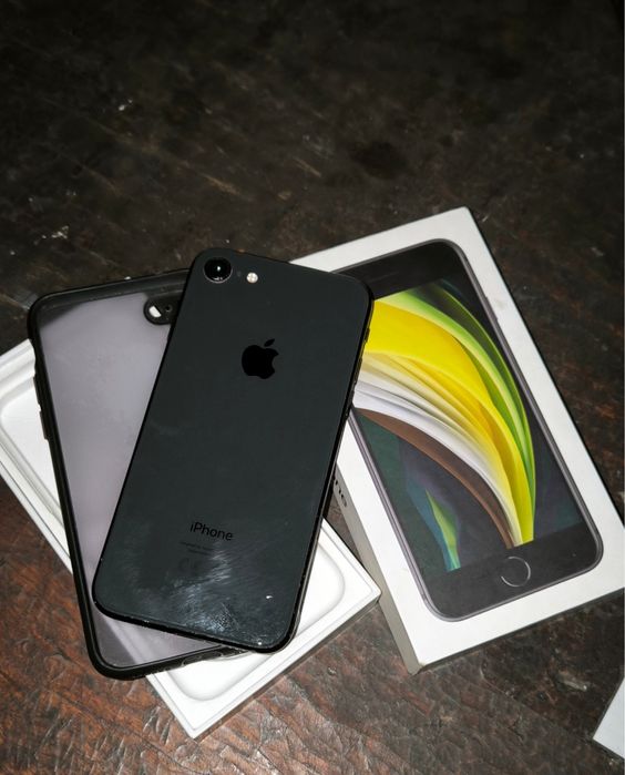 Айфон се iphon se 2020