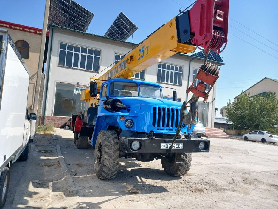 Продаётся. Автокран  Урал вездеход