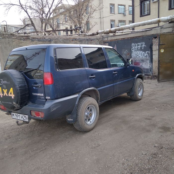 Ниссан теранно 2