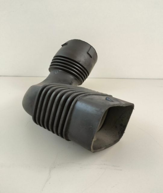 Tubulatura filtru aer 13717791144 BMW X5 E53 (facelift)