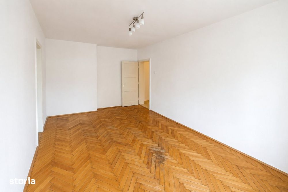 De vânzare apartament 2 camere zona Centrală