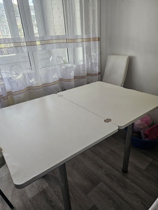 Продам стол кухоный раскладной