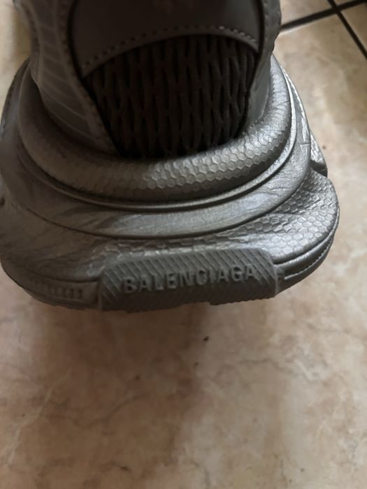 Balenciaga 3XL Grey – Оригинални, носени само 1 път – 44 номер
