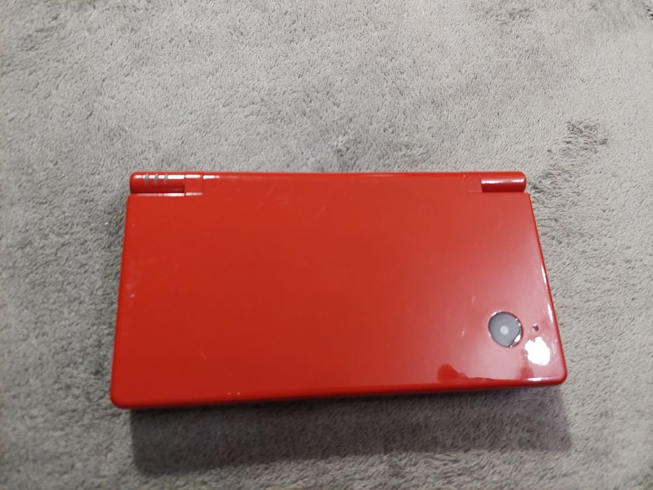 Конзола Nintendo DS i