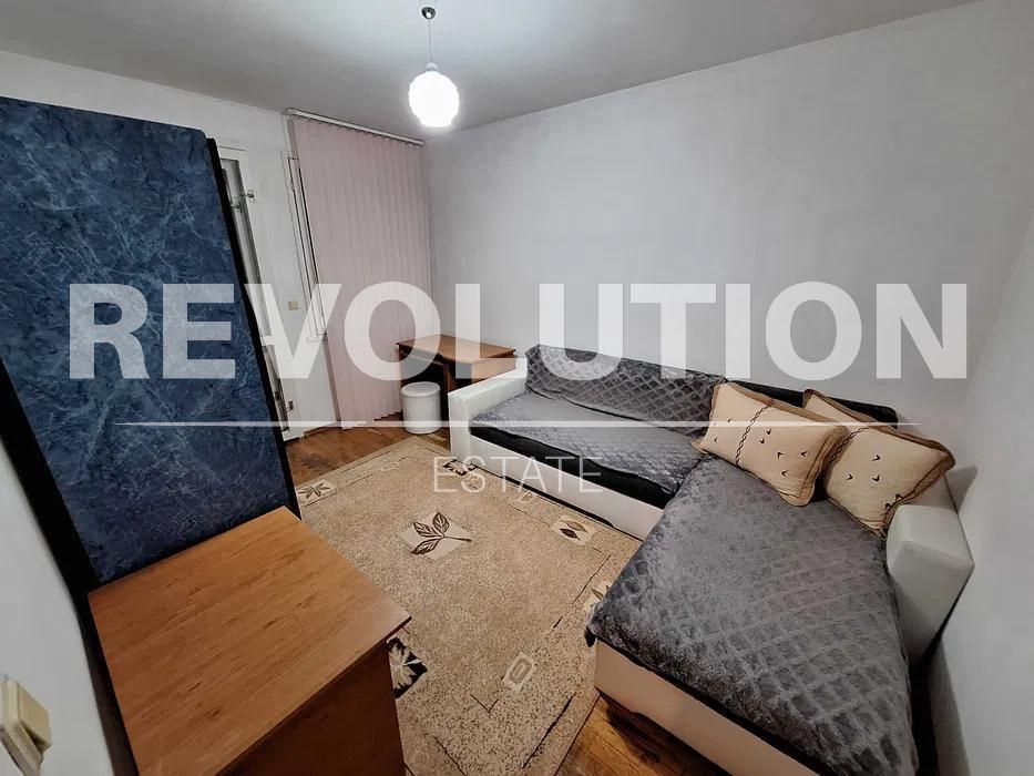 Дава се под наем Тристаен апартамент в Варна, Център - 60 кв.м за 450 € - Снимка #1