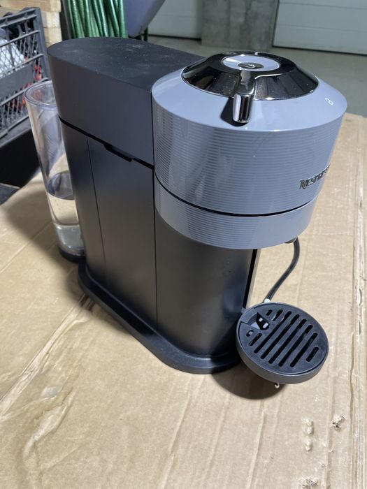 Кафе-машина за капсули Nespresso Vertuo Next