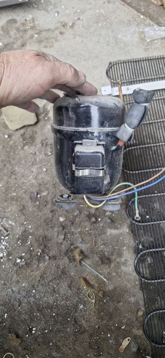 Холодильный компрессор