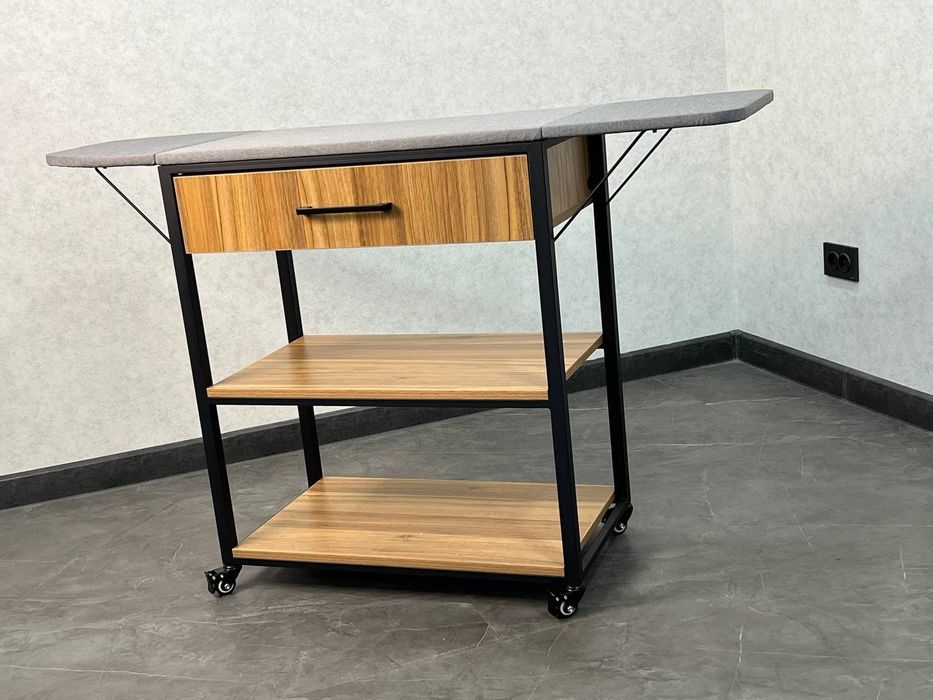 Новая гладильная доска в стиле лофт