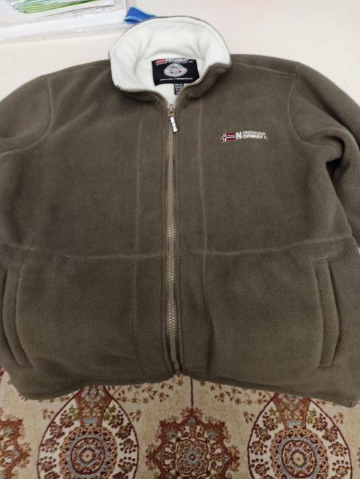 Продам Мужскую Кофту флисовая