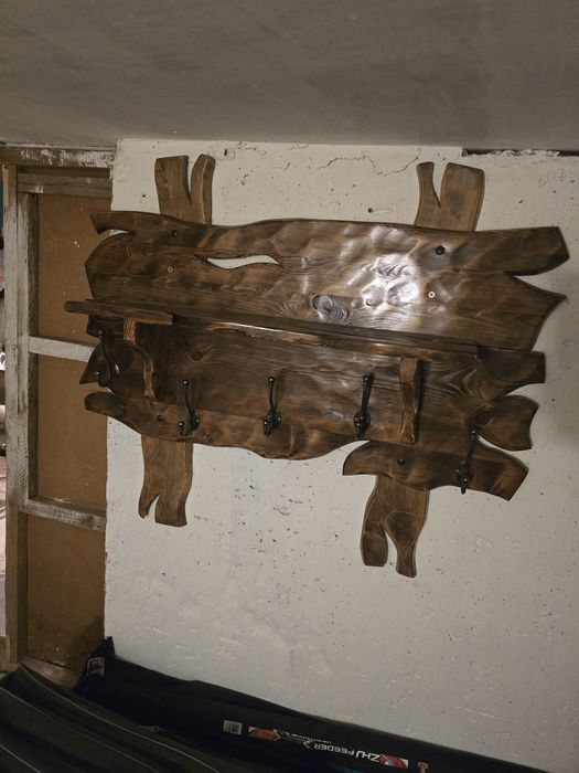 Вешалка ручной работы