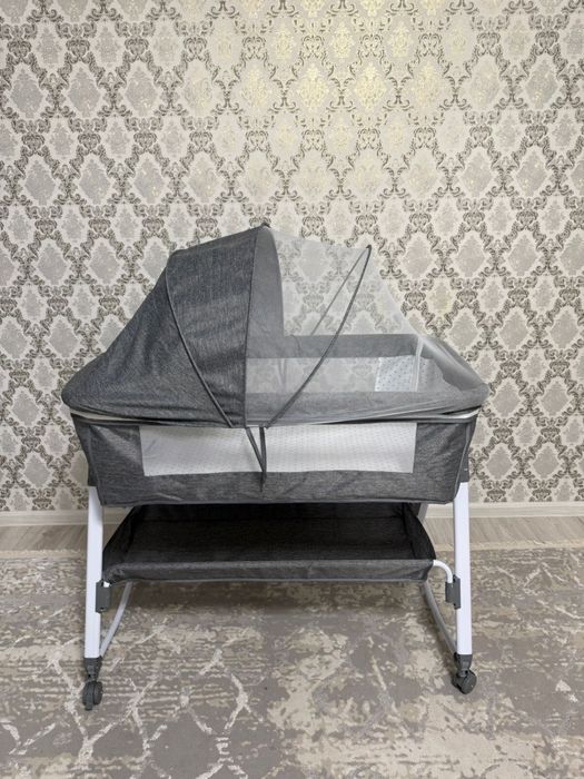 Манеж детскии передвижной