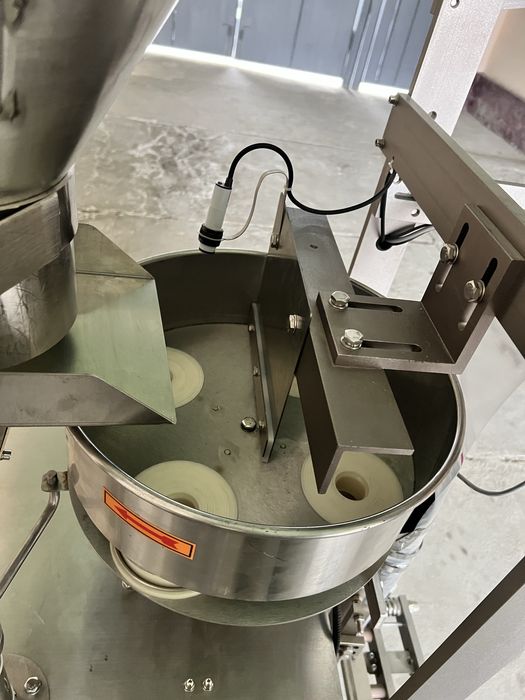 Qadoqlash uskunasi / Фасовочный станок ( 20-200 гр) /Срочно сотилади!!