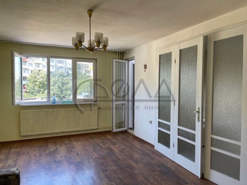 Продава се Тристаен апартамент в София, Младост 1 - 85 кв.м за 2400 €/кв.м - Снимка #1