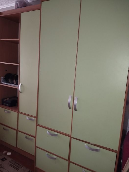 Продам срочно шкаф б/у